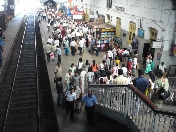 Bahnhof Colombo 2.jpg